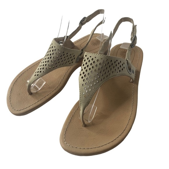 UGG Light Beige Laser Cut Accent Thong Sandals Adjustable Strap Size 6 - Picture 1 of 8